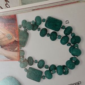 Premier Designs necklace NWT (Cabo)